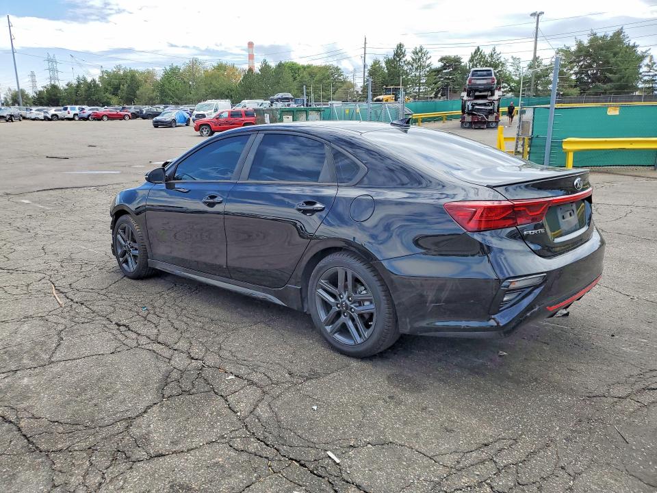 2020 Kia Forte მანქანა იყიდება აუქციონზე, vin: 3KPF34AD7LE150998, აუქციონის ნომერი: 62501166
