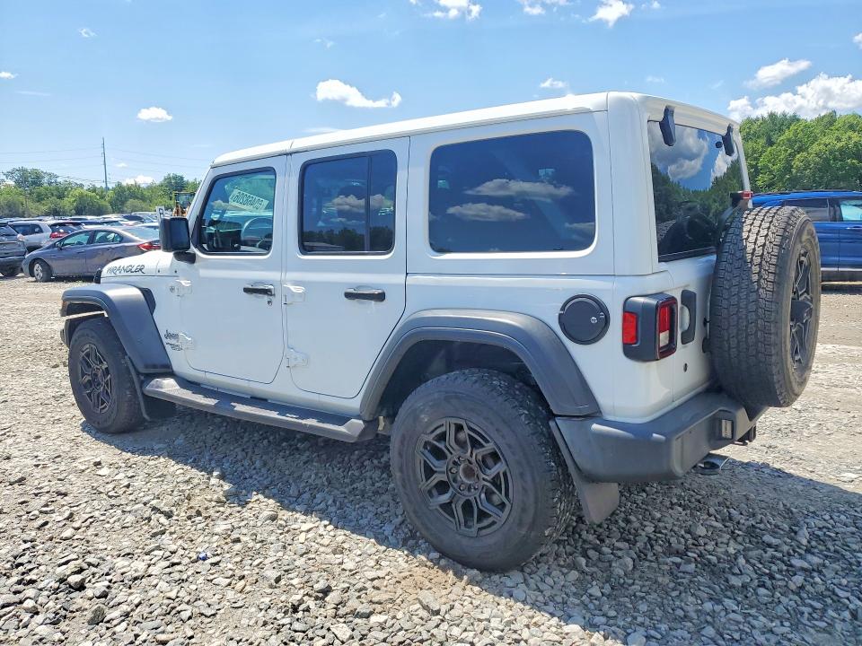 60468206 :رقم المزاد ، 1C4HJXDG1JW104804 vin ، 2018 Jeep Wrangler Unlimited مزاد بيع