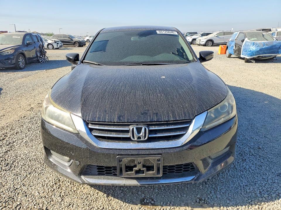 2015 Honda Accord მანქანა იყიდება აუქციონზე, vin: 1HGCR2F56FA228560, აუქციონის ნომერი: 60126646