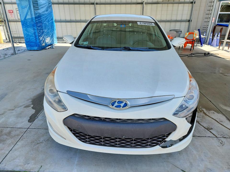 Продаж на аукціоні авто 2011 Hyundai Sonata, vin: KMHEC4A46BA008120, номер лоту: 61985666