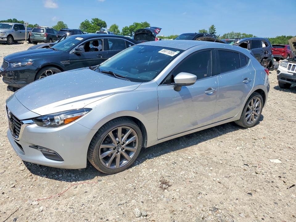 85611055 :رقم المزاد ، 3MZBN1L35JM201569 vin ، 2018 Mazda 3 مزاد بيع