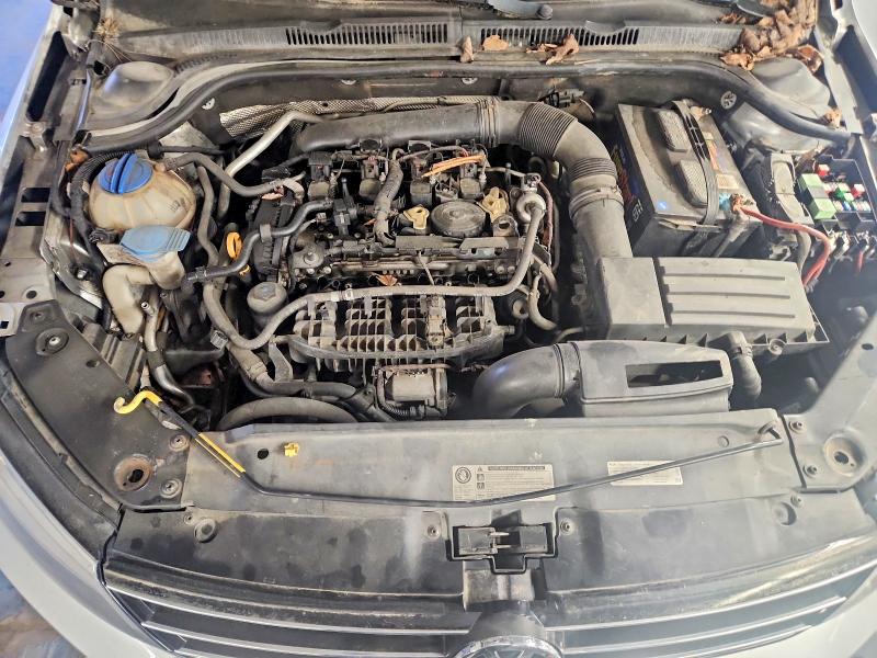 59916376 :رقم المزاد ، 3VWD17AJ1FM233080 vin ، 2015 Volkswagen Jetta مزاد بيع