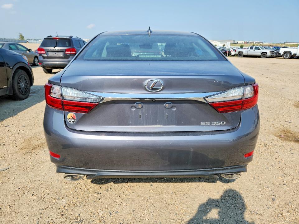 62812876 :رقم المزاد ، 58ABK1GG9JU109499 vin ، 2018 Lexus Es مزاد بيع