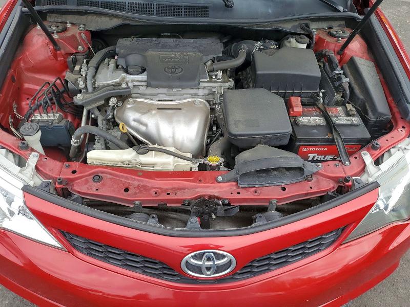 60195456 :رقم المزاد ، 4T1BF1FK5EU816168 vin ، 2014 Toyota Camry مزاد بيع
