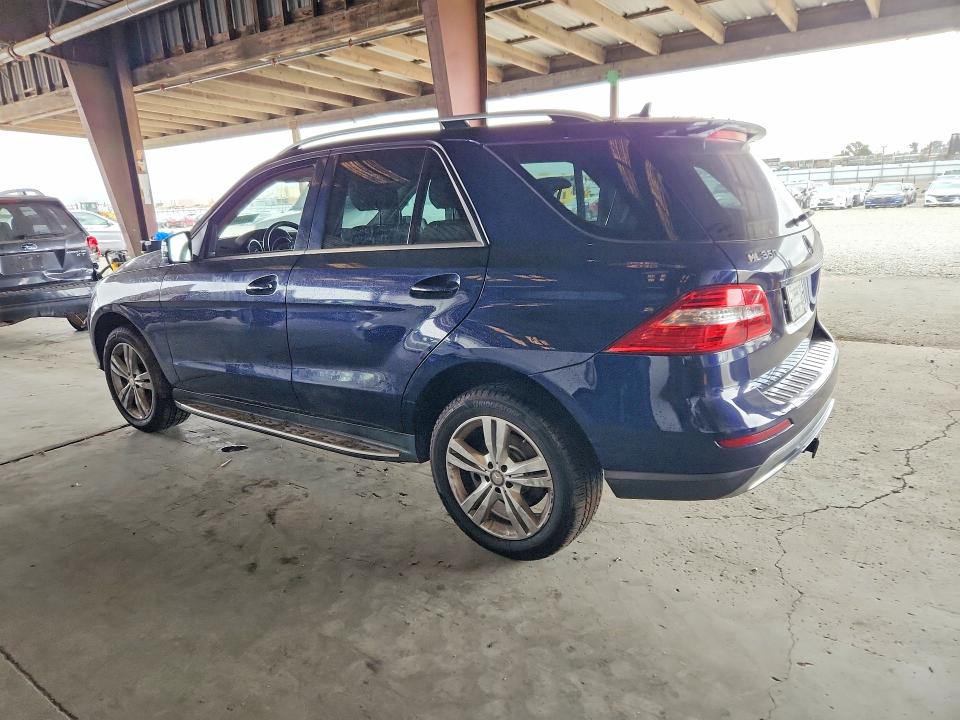 2014 Mercedes-benz Ml მანქანა იყიდება აუქციონზე, vin: 4JGDA5HB1EA338733, აუქციონის ნომერი: 61774606