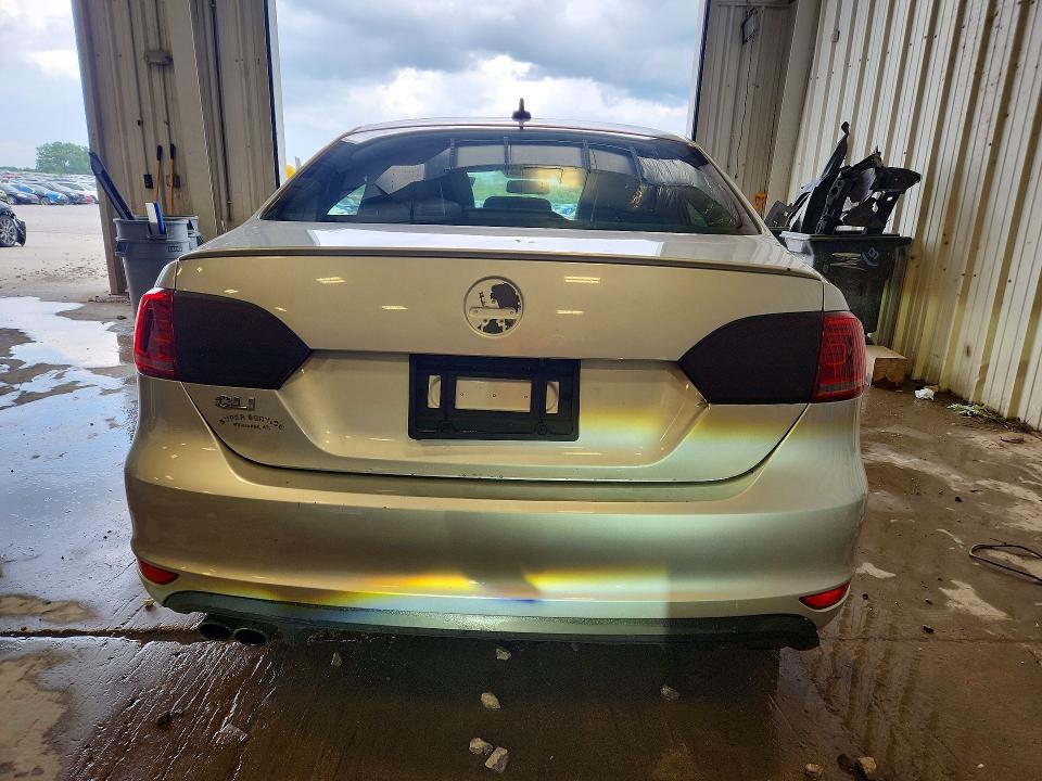 Продажа на аукционе авто 2014 Volkswagen Jetta, vin: 3VW4T7AJ3EM334646, номер лота: 60469476