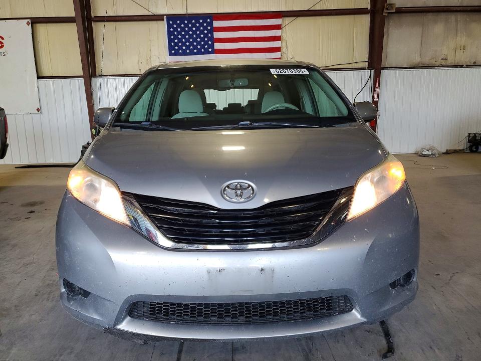 Aukcja sprzedaży 2014 Toyota Sienna, vin: 5TDKK3DC9ES459993, numer aukcji: 62670386