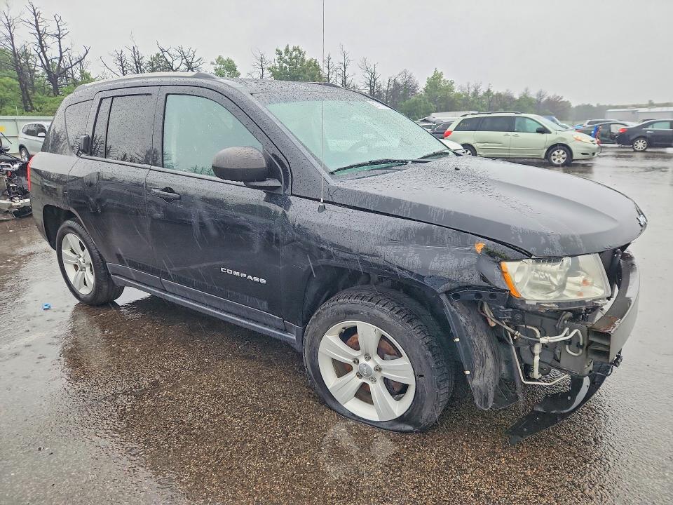 2013 Jeep Compass მანქანა იყიდება აუქციონზე, vin: 1C4NJDBB5DD245481, აუქციონის ნომერი: 59711896