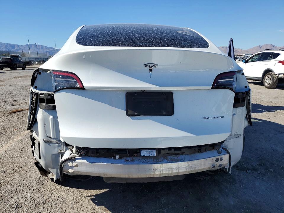 58400176 :رقم المزاد ، 5YJYGDEE9MF160332 vin ، 2021 Tesla Model Y مزاد بيع