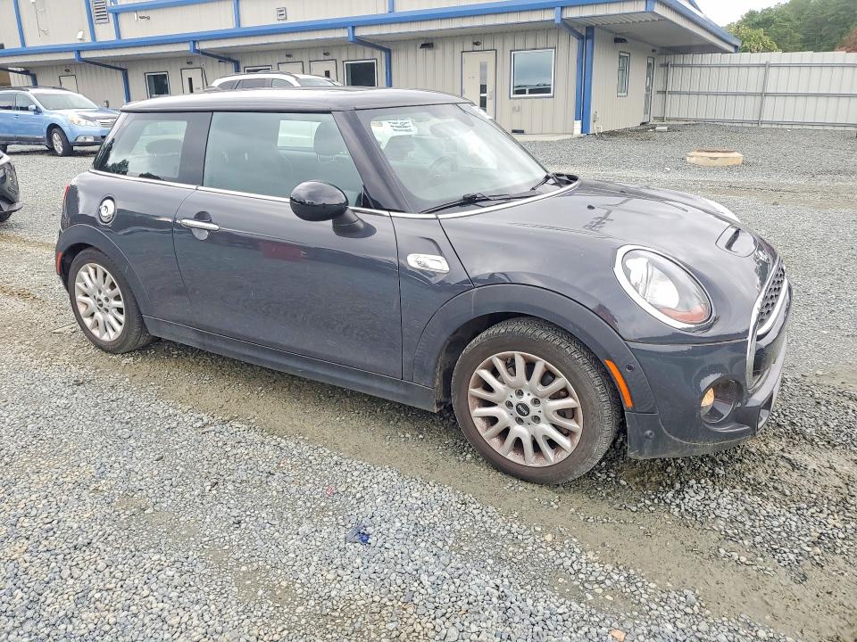 61102706 :رقم المزاد ، WMWXM7C50ET985941 vin ، 2014 Mini Cooper مزاد بيع