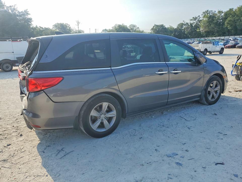 Продажа на аукционе авто 2018 Honda Odyssey, vin: 5FNRL6H56JB067951, номер лота: 62956126