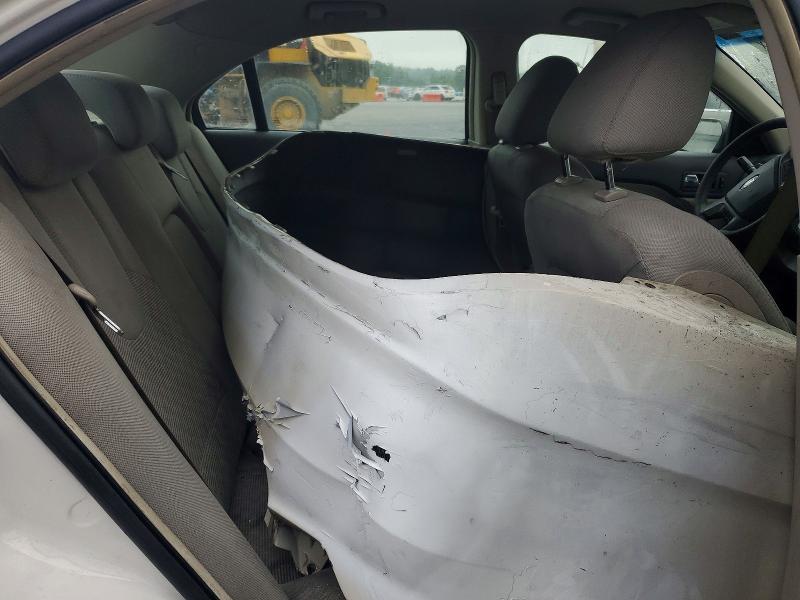 60426826 :رقم المزاد ، 3FAHP0HA7AR156782 vin ، 2010 Ford Fusion مزاد بيع