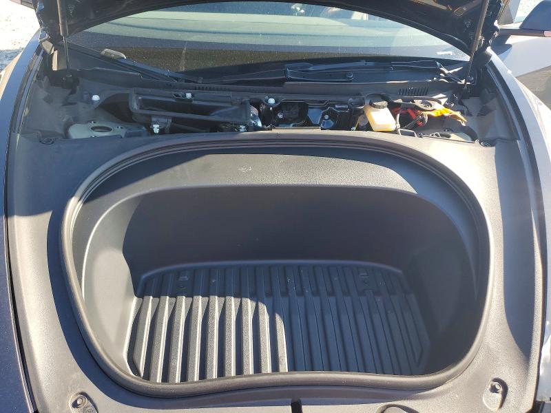 Продажа на аукционе авто 2025 Tesla Model 3, vin: 5YJ3E1EAXSF017365, номер лота: 61393456