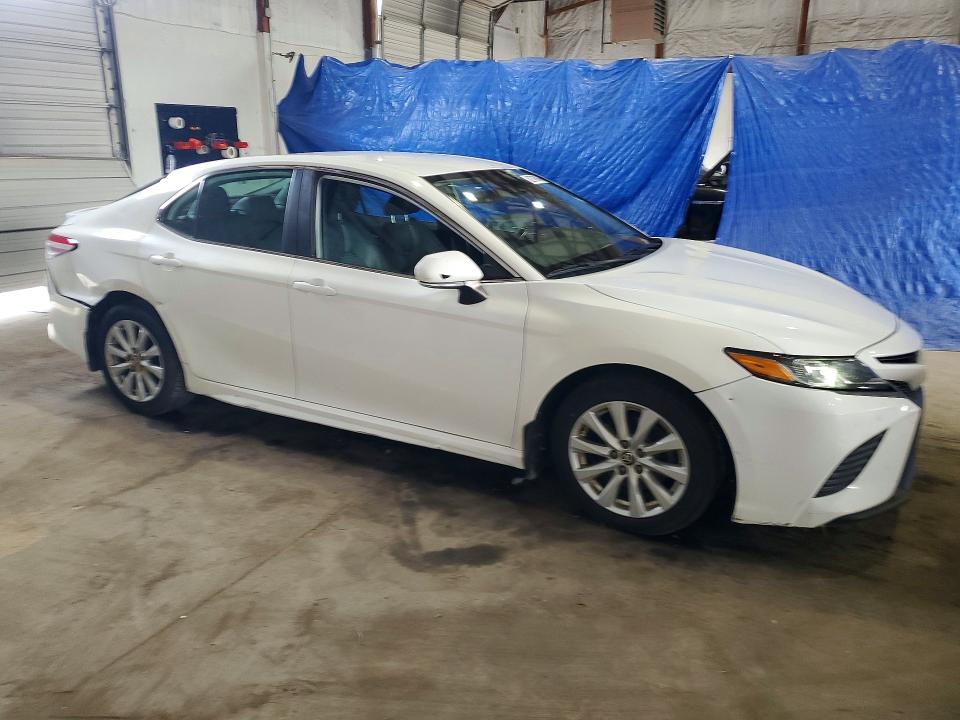 2020 Toyota Camry მანქანა იყიდება აუქციონზე, vin: 4T1G11AK0LU961997, აუქციონის ნომერი: 62745846