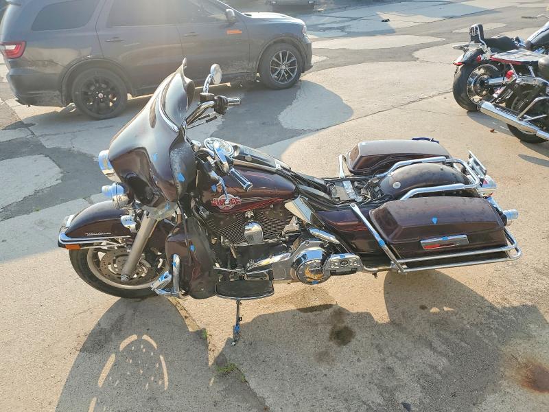 60945106 :رقم المزاد ، 1HD1FC41X7Y650469 vin ، 2007 Harley-davidson Flhtcui مزاد بيع