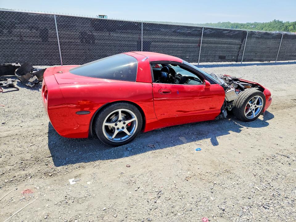 61583006 :رقم المزاد ، 1G1YY22G8X5104212 vin ، 1999 Chevrolet Corvette مزاد بيع