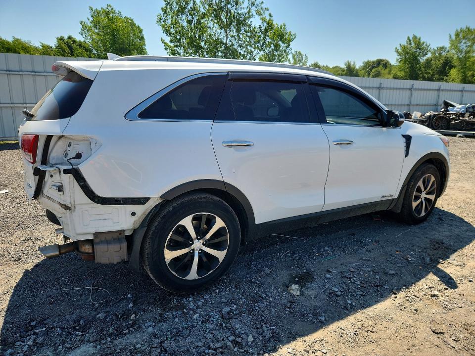 61358756 :رقم المزاد ، 5XYPHDA53GG159043 vin ، 2016 Kia Sorento مزاد بيع