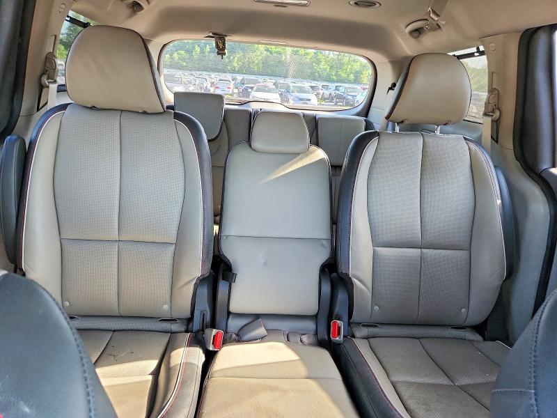 59224206 :رقم المزاد ، KNDMC5C11J6394584 vin ، 2018 Kia Sedona مزاد بيع
