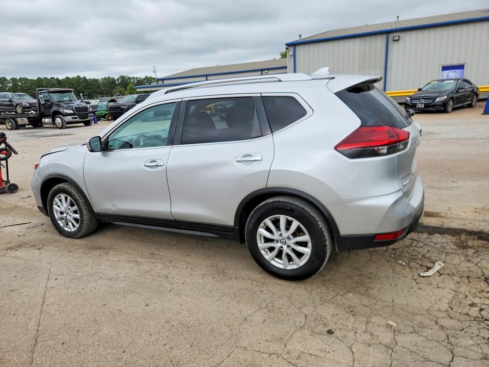 Продаж на аукціоні авто 2018 Nissan Rogue, vin: JN8AT2MT2JW450618, номер лоту: 61350126