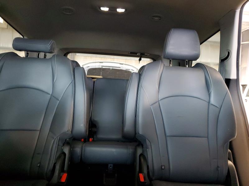 61555876 :رقم المزاد ، 5GAEVAKW6JJ147516 vin ، 2018 Buick Enclave مزاد بيع