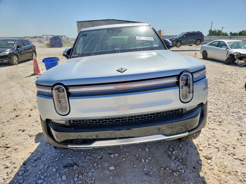 2025 Rivian R1t მანქანა იყიდება აუქციონზე, vin: 7FCTGBAA8SN035090, აუქციონის ნომერი: 59009816