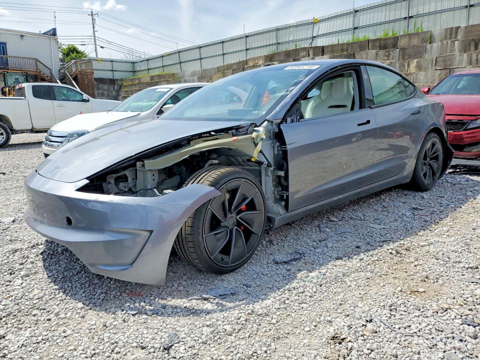 62845716 :رقم المزاد ، 5YJ3E1ET0RF864665 vin ، 2024 Tesla Model 3 مزاد بيع