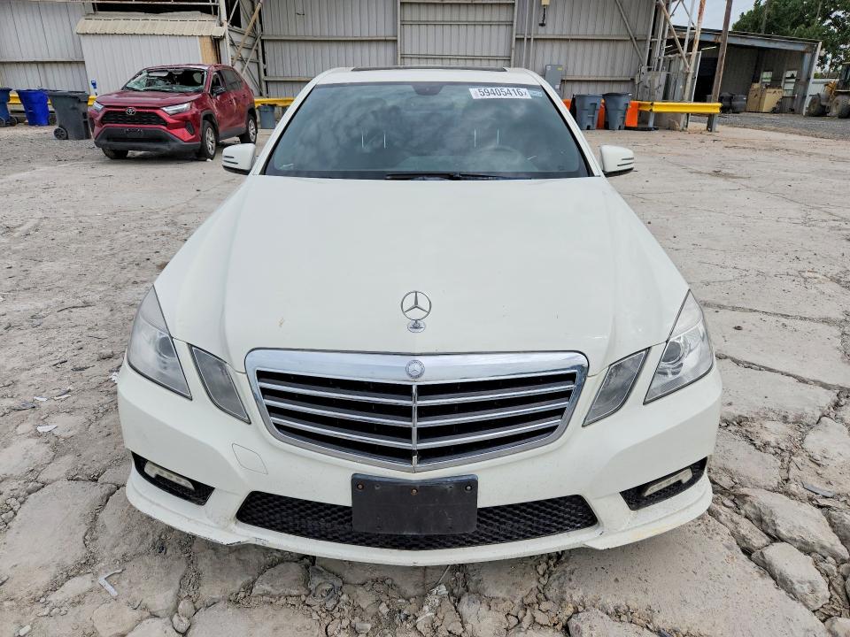59405416 :رقم المزاد ، WDDHF5GB2BA464724 vin ، 2011 Mercedes-benz E مزاد بيع