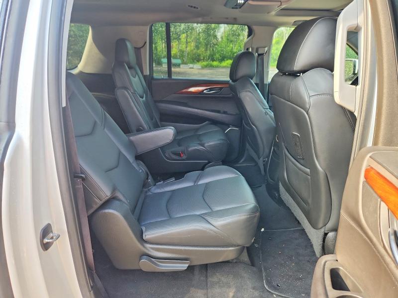 61552236 :رقم المزاد ، 1GYS4JKJ2GR245827 vin ، 2016 Cadillac Escalade مزاد بيع