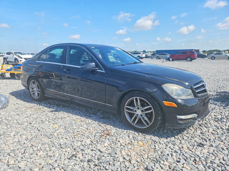 59583646 :رقم المزاد ، WDDGF4HB2EA937711 vin ، 2014 Mercedes-benz C مزاد بيع