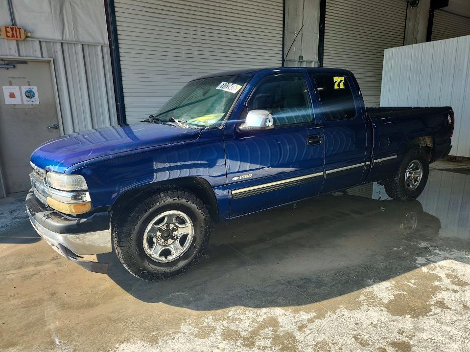 61022436 :رقم المزاد ، 2GCEC19V921282065 vin ، 2002 Chevrolet Silverado مزاد بيع