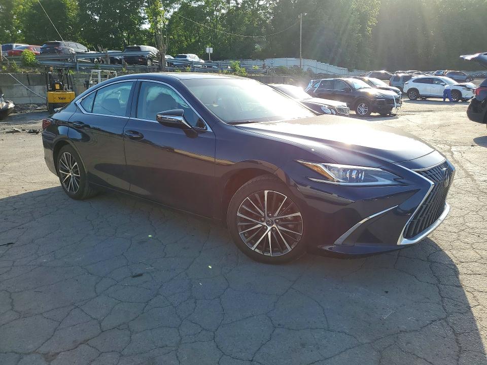 59643746 :رقم المزاد ، 58ADZ1B14SU185933 vin ، 2025 Lexus Es 350 مزاد بيع