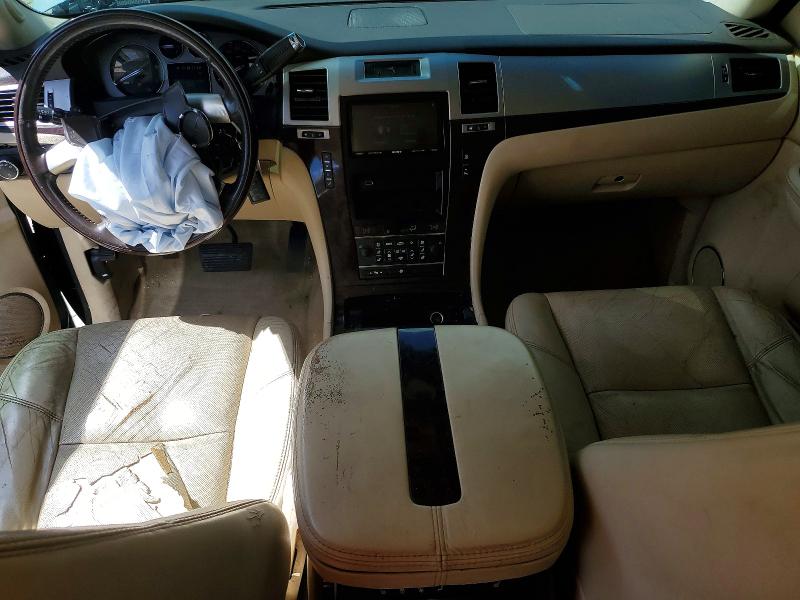 60081766 :رقم المزاد ، 1GYEC63858R199131 vin ، 2008 Cadillac Escalade مزاد بيع