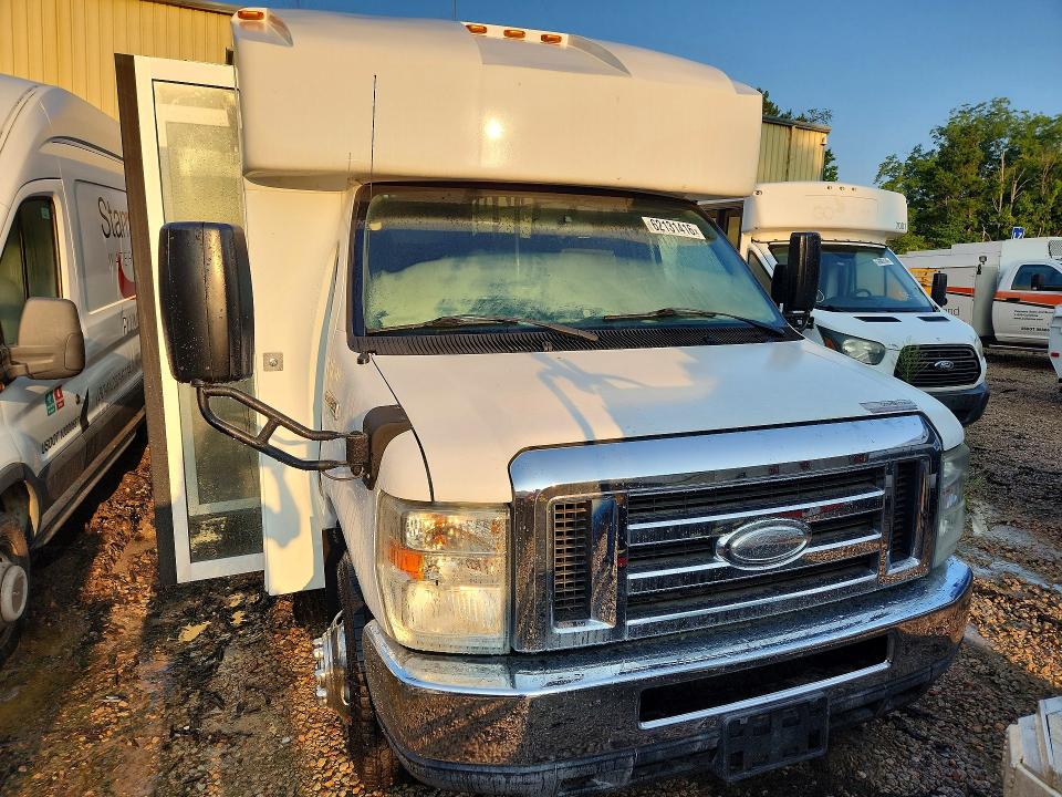2015 Ford Econoline მანქანა იყიდება აუქციონზე, vin: 1FDFE4FS2FDA35079, აუქციონის ნომერი: 62131416
