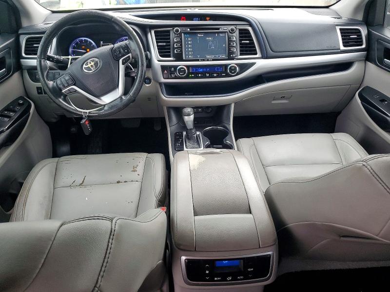 Продаж на аукціоні авто 2018 Toyota Highlander, vin: 5TDKZRFH1JS543095, номер лоту: 62709046