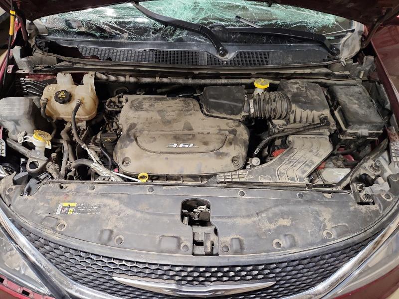 63140696 :رقم المزاد ، 2C4RC1EG9HR757605 vin ، 2017 Chrysler Pacifica مزاد بيع