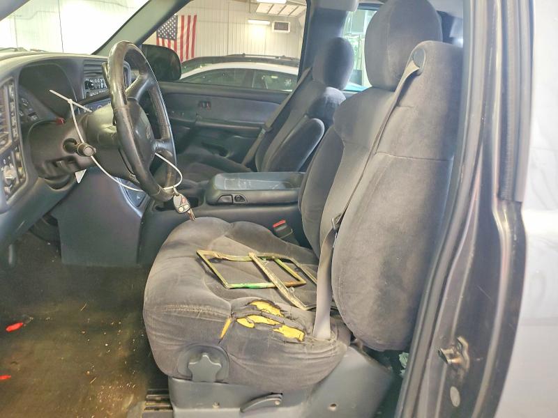 62441196 :رقم المزاد ، 1GCEK19T5YE261836 vin ، 2000 Chevrolet Silverado مزاد بيع