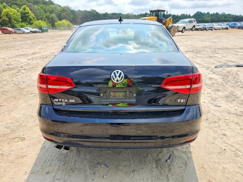 62787536 :رقم المزاد ، 3VWD17AJ6FM273901 vin ، 2015 Volkswagen Jetta مزاد بيع