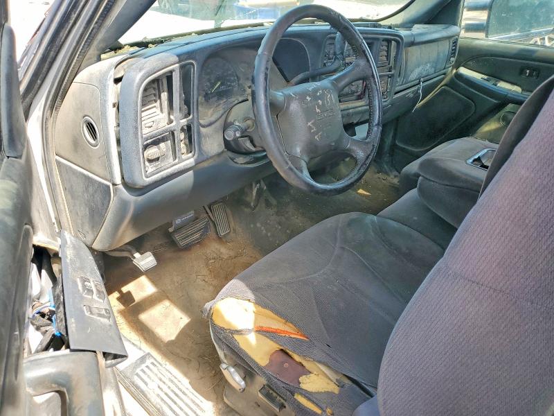 60481596 :رقم المزاد ، 1GTFC29U7YE290710 vin ، 2000 Gmc New Sierra مزاد بيع