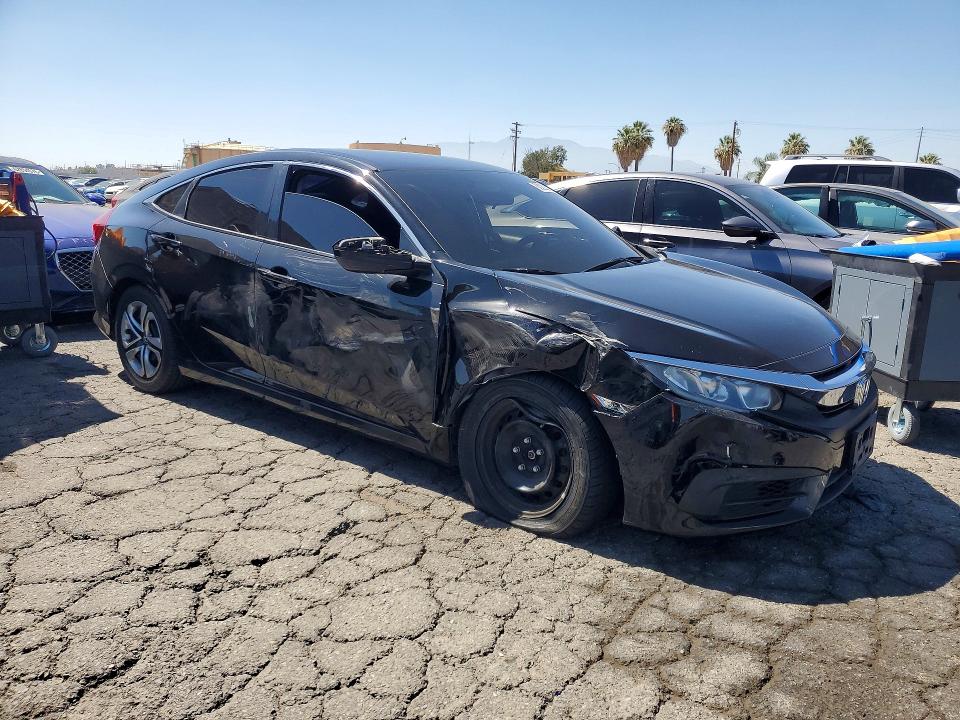 Продаж на аукціоні авто 2018 Honda Civic, vin: 2HGFC2F56JH540001, номер лоту: 63202186