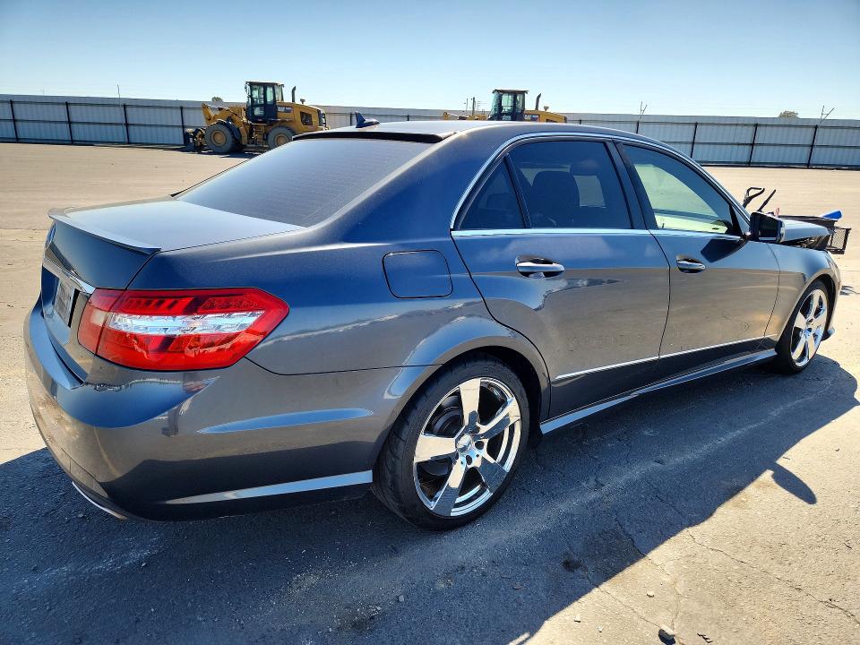 2010 Mercedes-benz E მანქანა იყიდება აუქციონზე, vin: WDDHF5GB4AA107611, აუქციონის ნომერი: 61580606