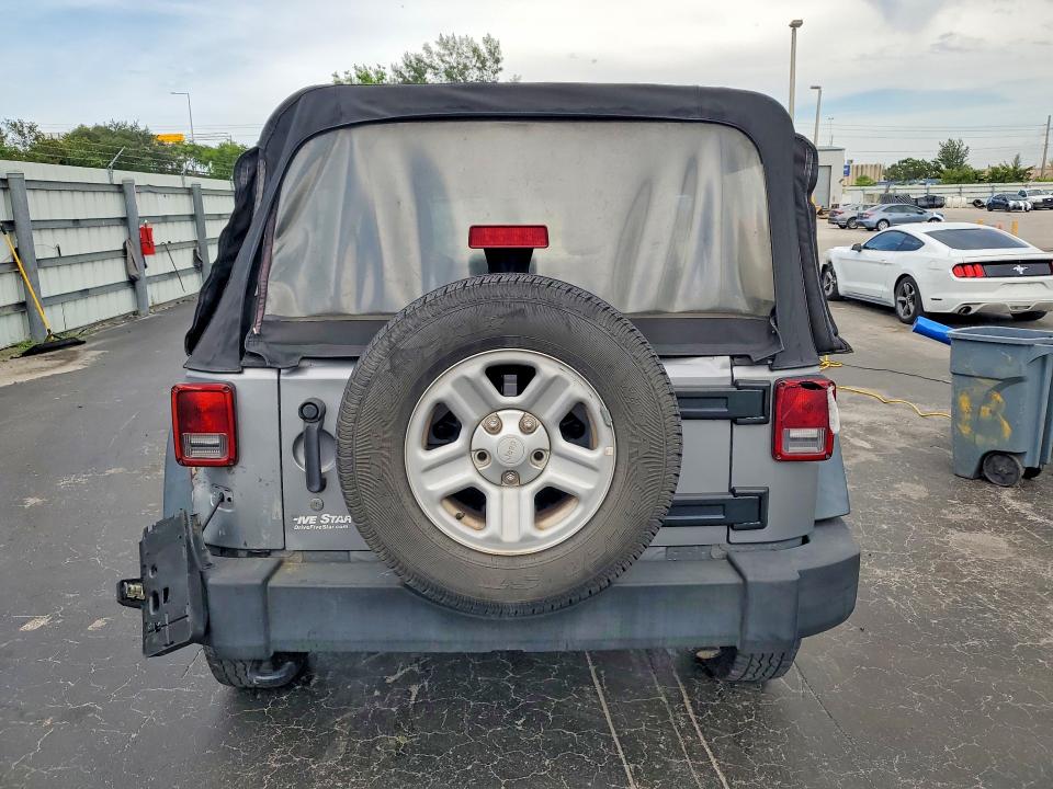 Продаж на аукціоні авто 2013 Jeep Wrangler Unlimited, vin: 1C4BJWDG2DL705824, номер лоту: 63076476