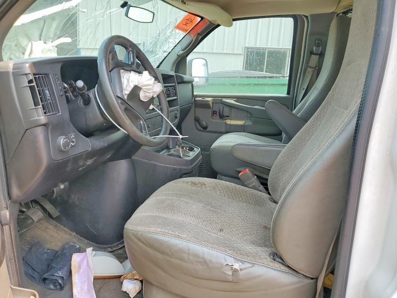61301686 :رقم المزاد ، 1GCWGFBA2B1151207 vin ، 2011 Chevrolet Express G2500 مزاد بيع