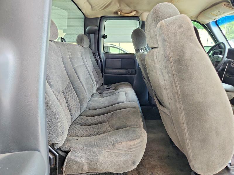 2003 Chevrolet Silverado მანქანა იყიდება აუქციონზე, vin: 2GCEC19V631251857, აუქციონის ნომერი: 61920416