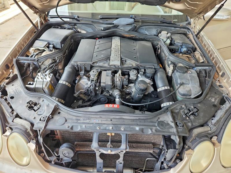 60885116 :رقم المزاد ، WDBUF65J45A626669 vin ، 2005 Mercedes-benz E مزاد بيع