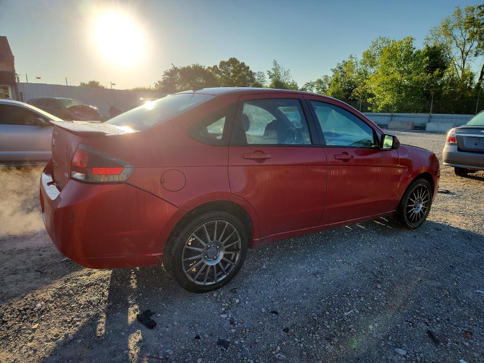 60123316 :رقم المزاد ، 1FAHP3GNXBW121836 vin ، 2011 Ford Focus مزاد بيع