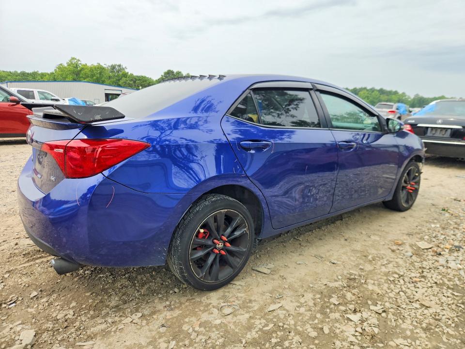 61522376 :رقم المزاد ، 2T1BURHE2JC971901 vin ، 2018 Toyota Corolla مزاد بيع