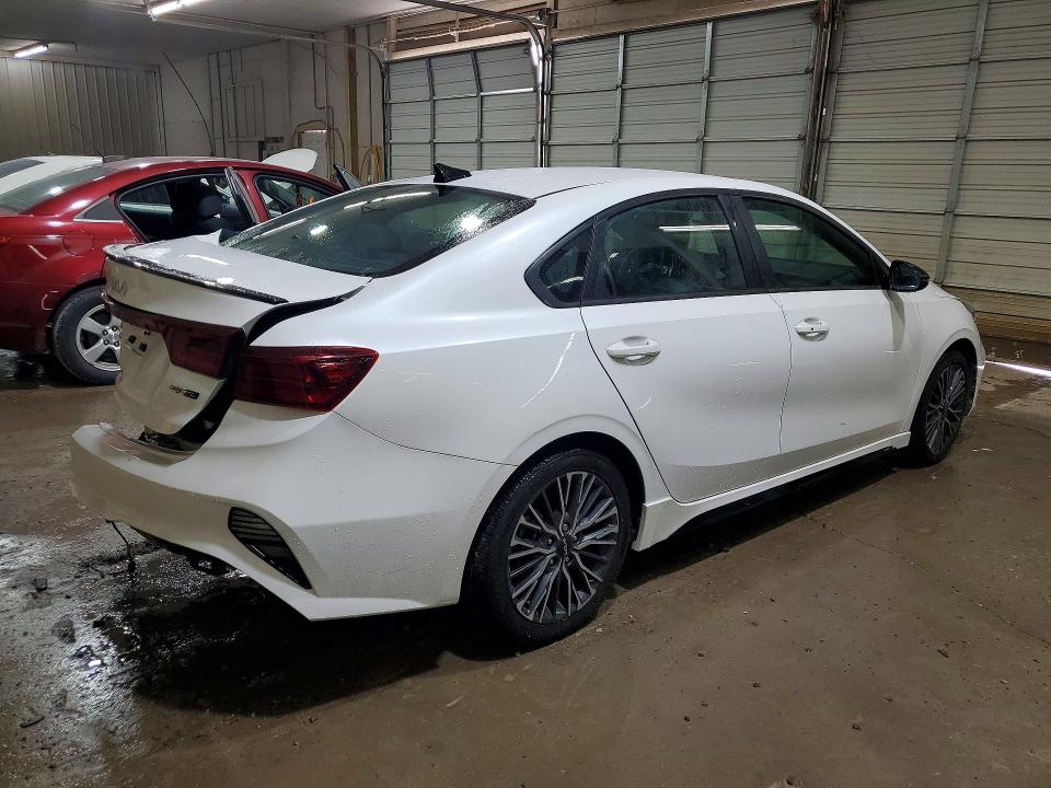 61681276 :رقم المزاد ، 3KPF54AD6PE578125 vin ، 2023 Kia Forte مزاد بيع