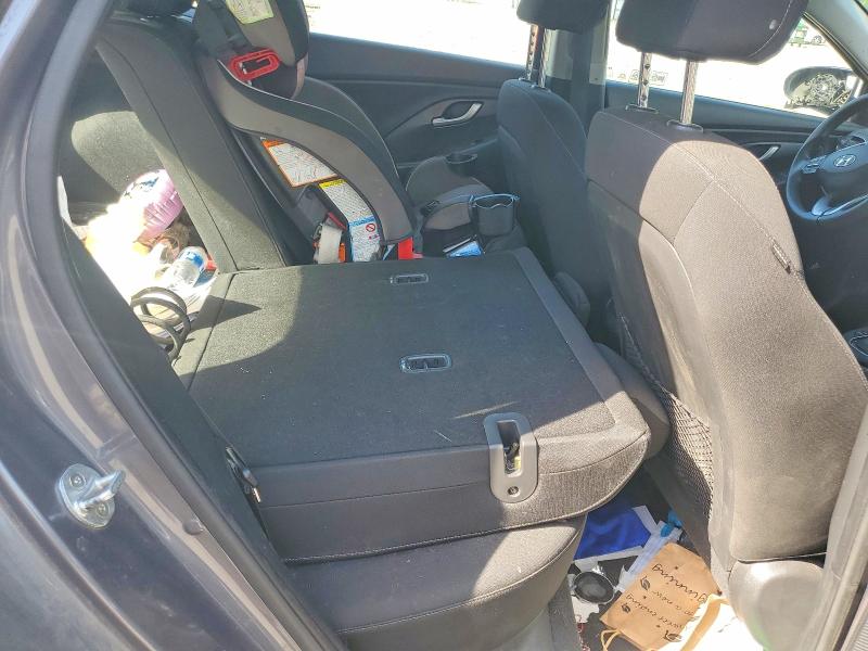 61643156 :رقم المزاد ، KMHH35LE5KU102447 vin ، 2019 Hyundai Elantra Gt مزاد بيع