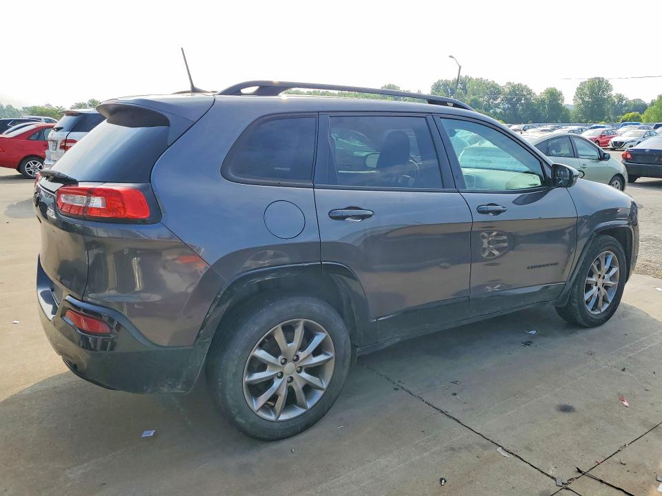 Продажа на аукционе авто 2018 Jeep Cherokee, vin: 1C4PJMCB8JD599398, номер лота: 60002226