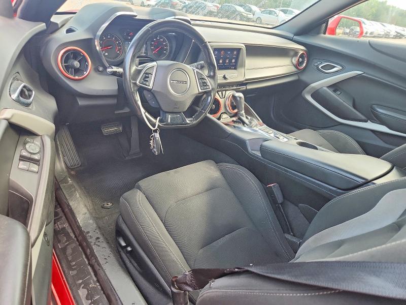 Продаж на аукціоні авто 2020 Chevrolet Camaro, vin: 1G1FB3DS0L0115258, номер лоту: 61365356